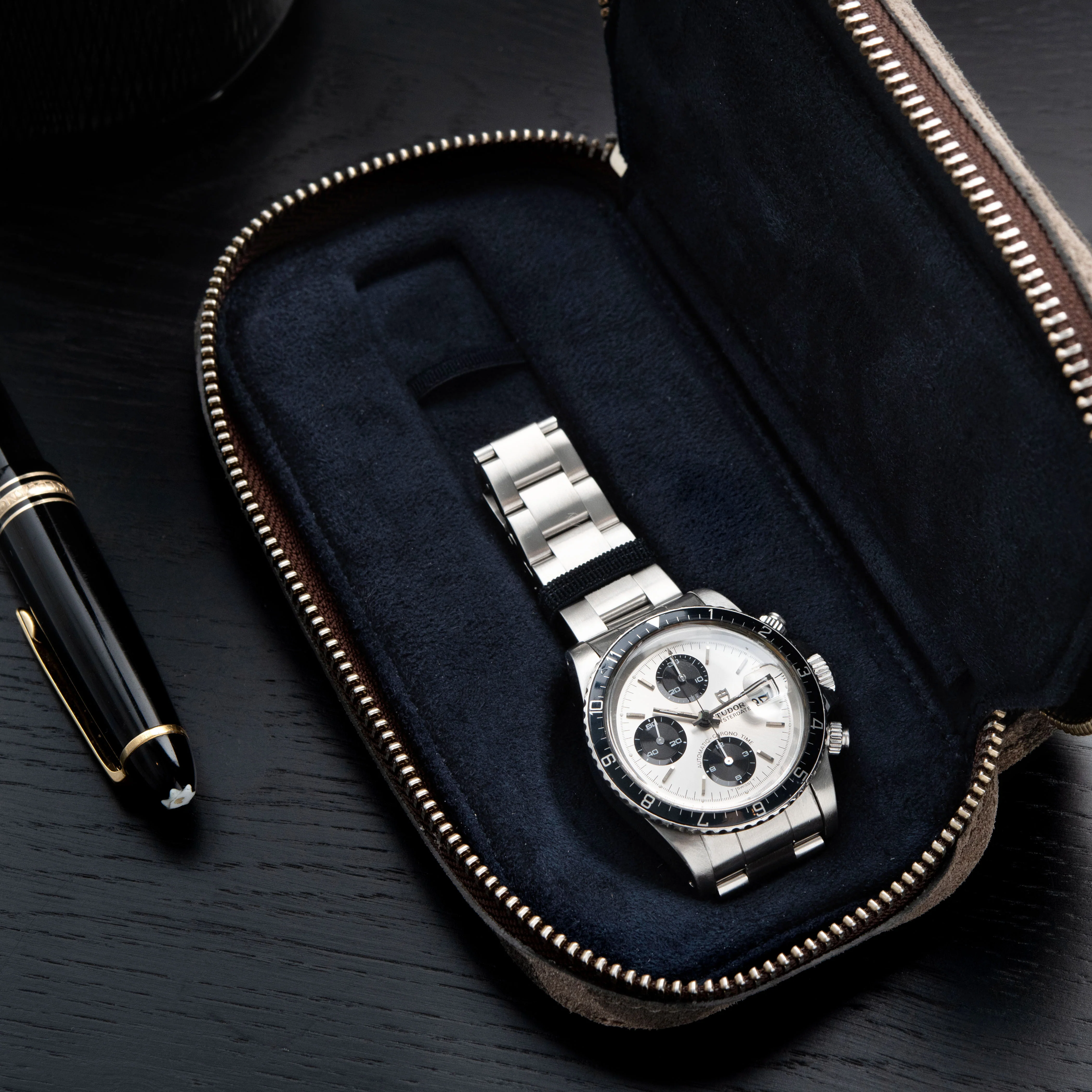 Black Camo 2 Watch Leather Zip Pouch - Image 5