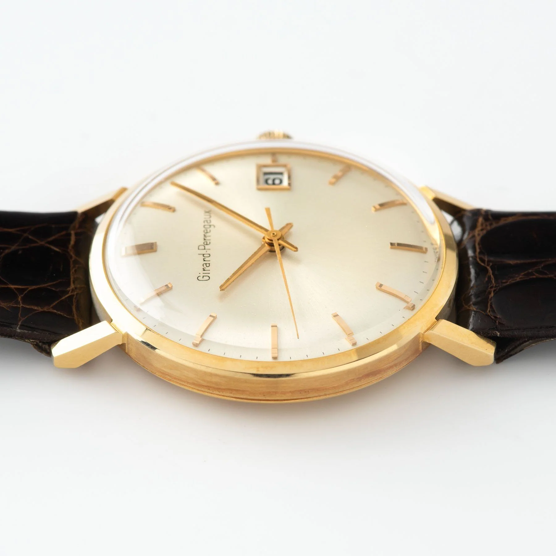 Girard Perregaux Dress Watch with box and paper New Old Stock - Image 7