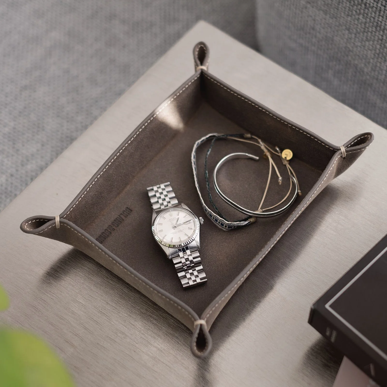 Grey Rugged Small Leather Valet Tray - Image 5