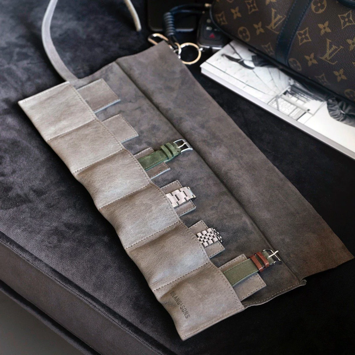 Grey Wax Treated 6 Watches Leather Roll - Image 6