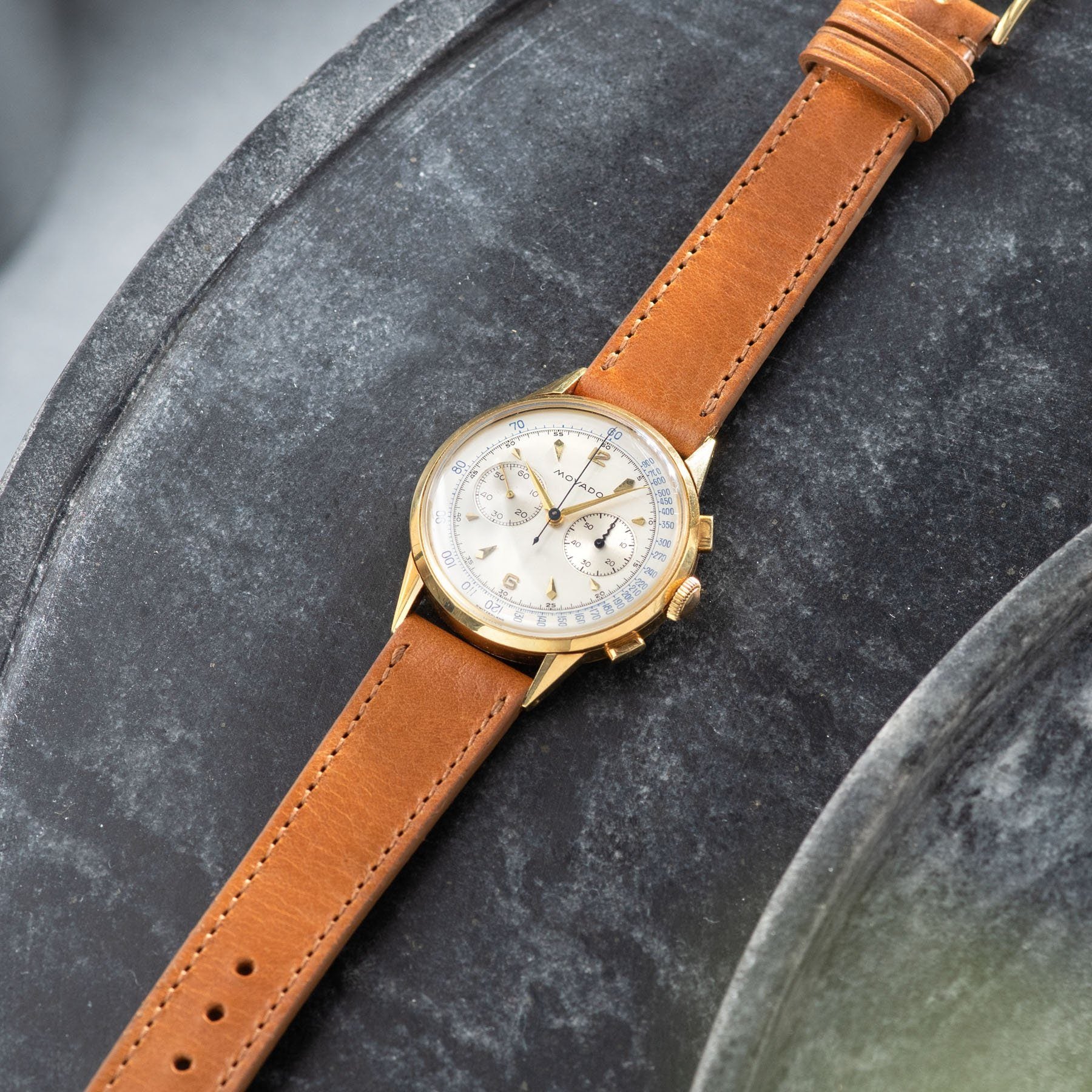 Movado M90 Yellow Gold Chronograph Watch - Image 5