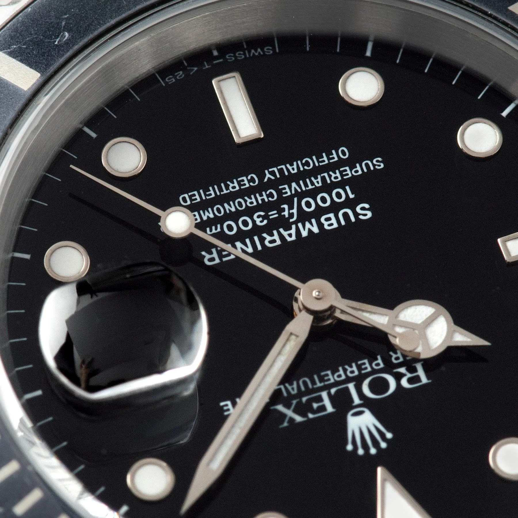 Rolex Submariner Date Reference 16610 Faded Bezel - Image 4